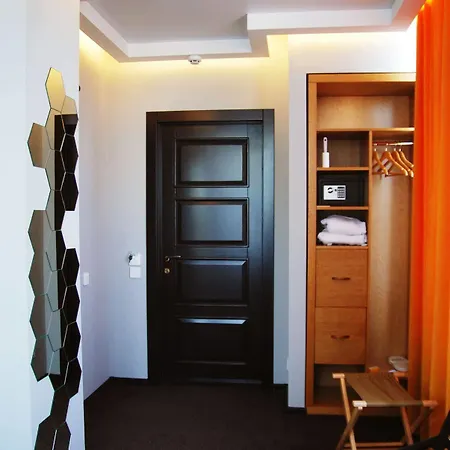 Отель Beehive Одесса