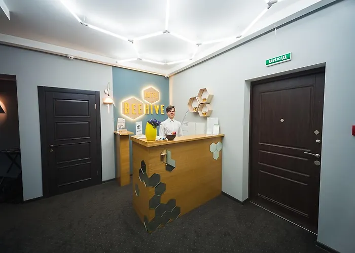 Beehive 3*